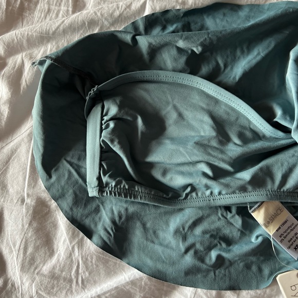 L * Space bikini top - Picture 3 of 5